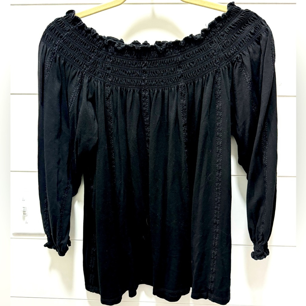 Lauren Ralph Lauren, size Med, off shoulder, swing shirt, EUC, smoke free home